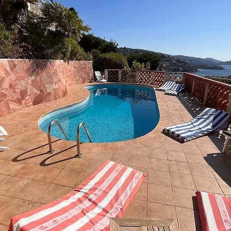 Cricalou, Vue Imprenable Villa Le Lavandou